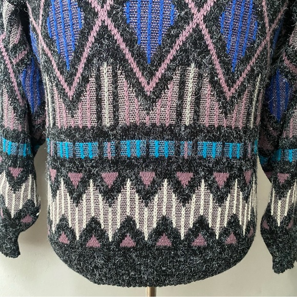 Vintage 1980s Geometric Knit Sweater Small - Picture 6 of 14